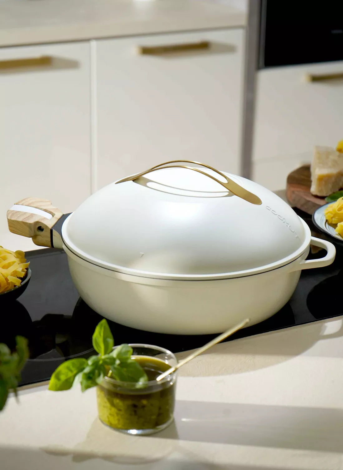 La Fabuleuse 28 cm Meringue 4.5 L